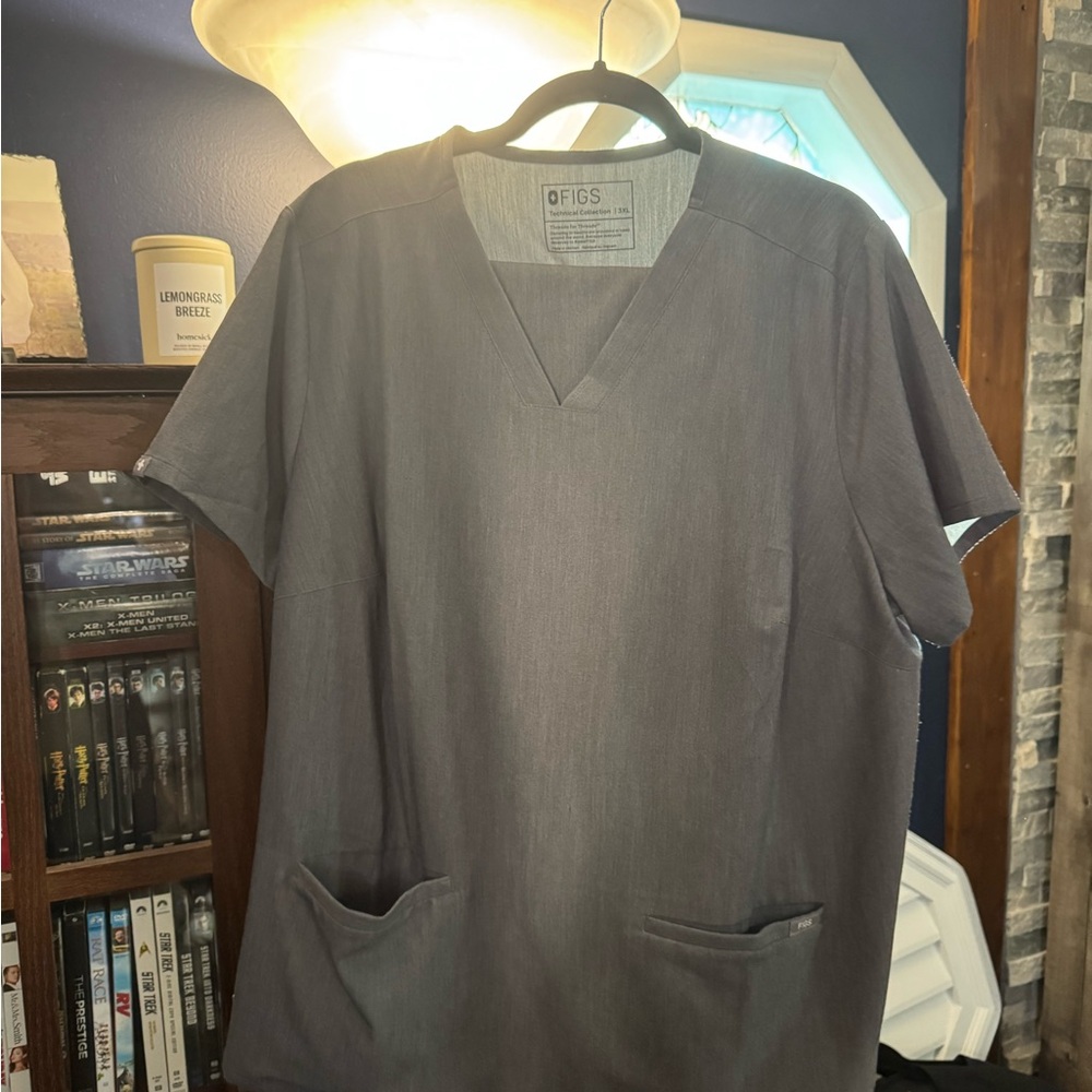 Figs Charcoal V-Neck Scrub Top and jogger pants